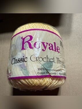 Royale Classic Crochet Thread Color 0423 Maize